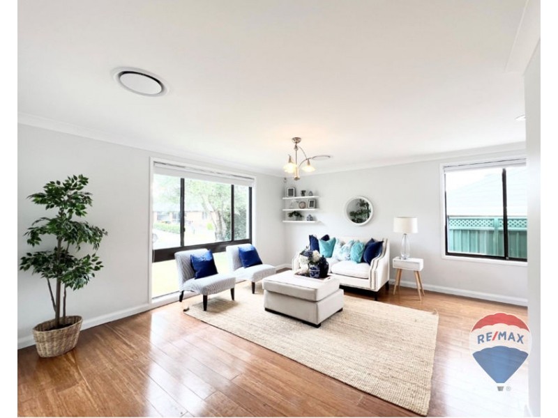 10 NUNGEROO AVENUE, Jamisontown NSW 2750