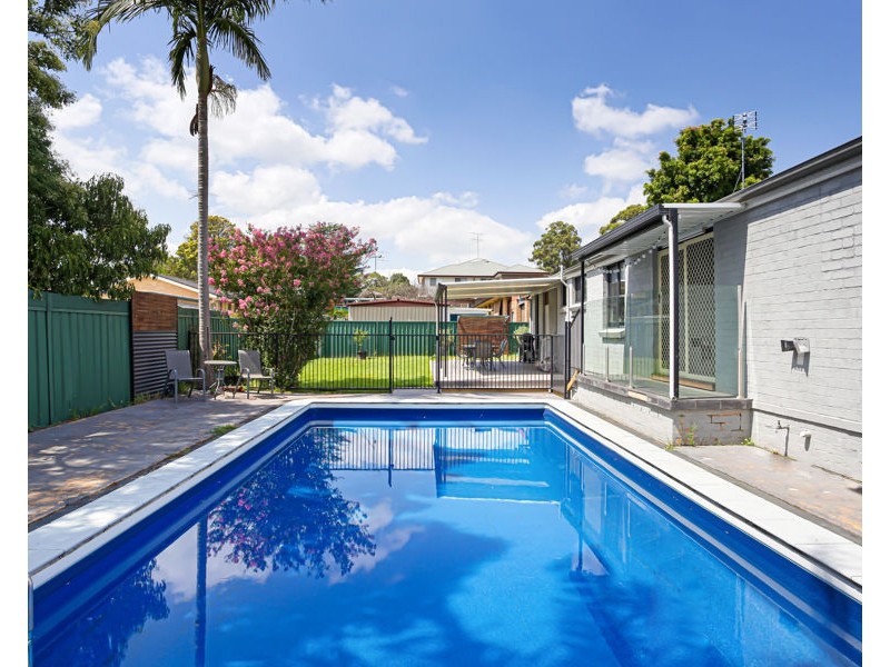 10 NUNGEROO AVENUE, Jamisontown NSW 2750