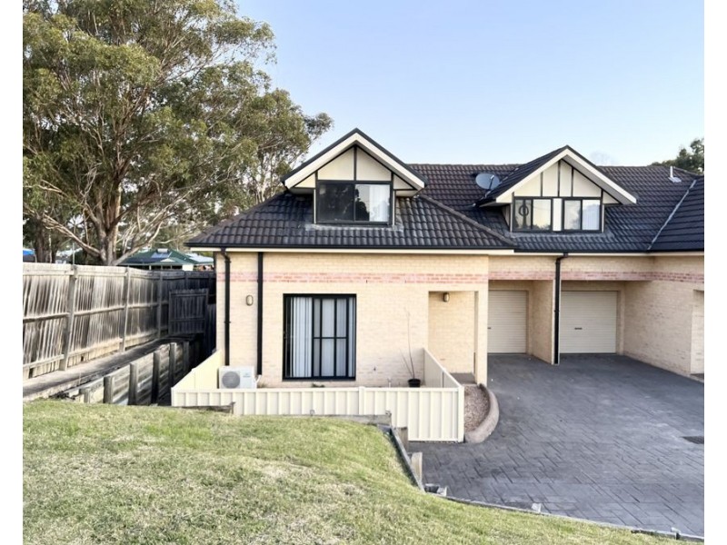 8/27 BARLOW STREET, Cambridge Park NSW 2747