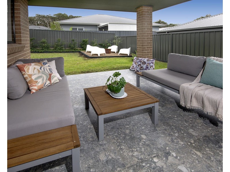 12 Tuerong Street, Gwandalan NSW 2259