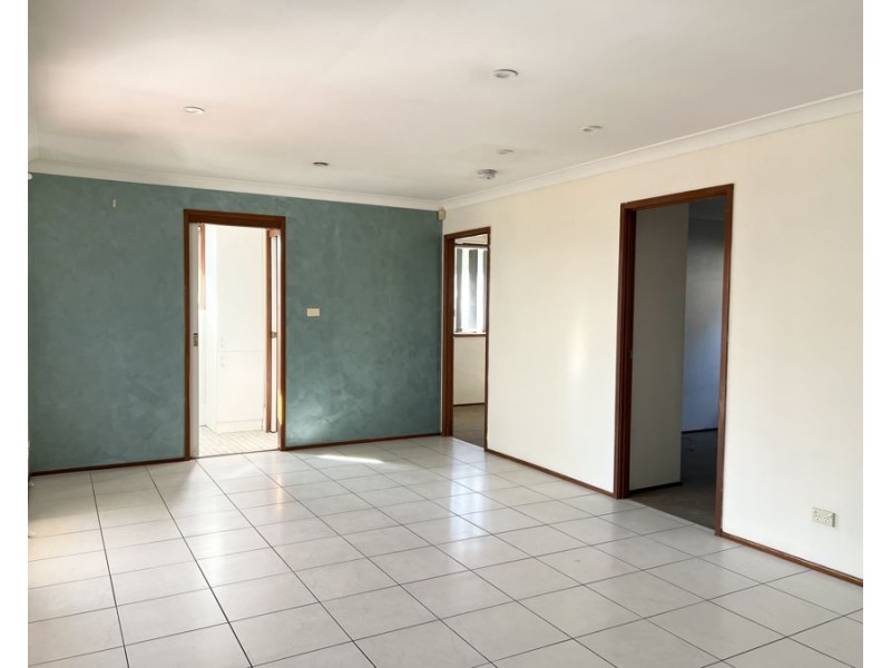 3 Falcon Crescent, Claremont Meadows NSW 2747
