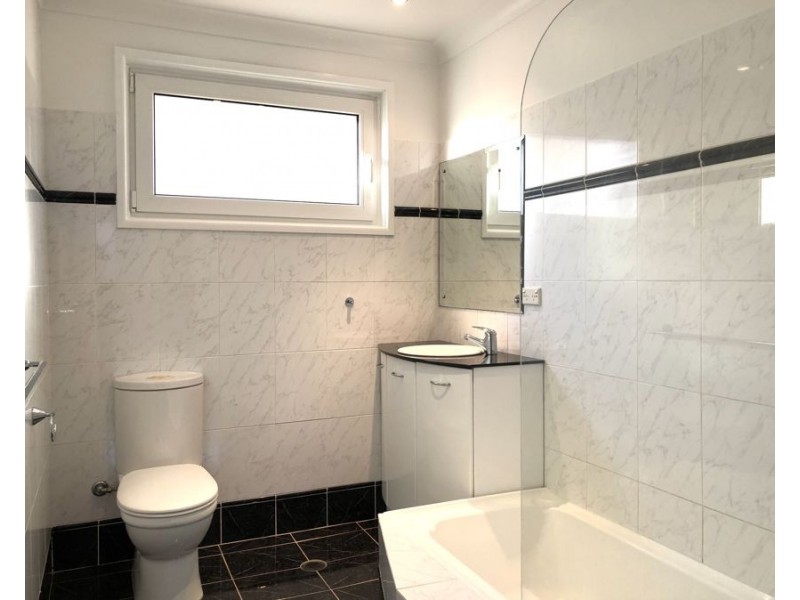 30 Playfair Road, North Curl Curl NSW 2099