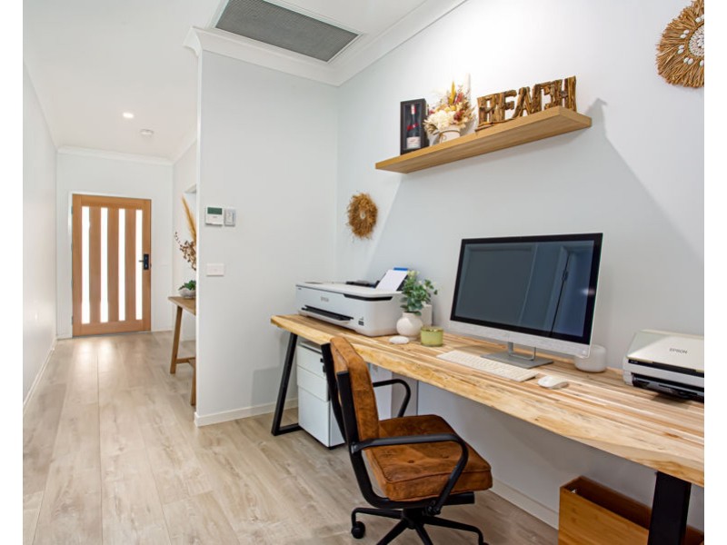 15 Tuerong Street, Gwandalan NSW 2259