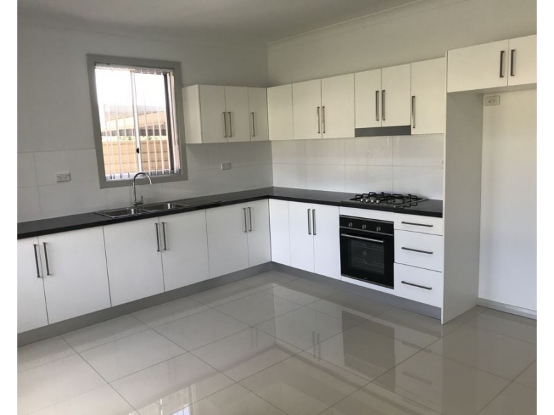 17 DARAYA STREET, Colyton NSW 2760