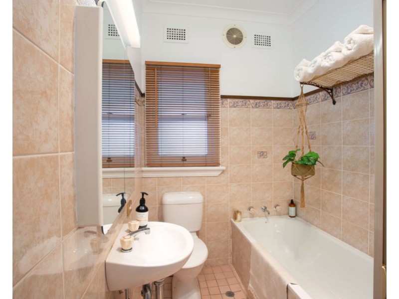 50 OXFORD STREET, Cambridge Park NSW 2747