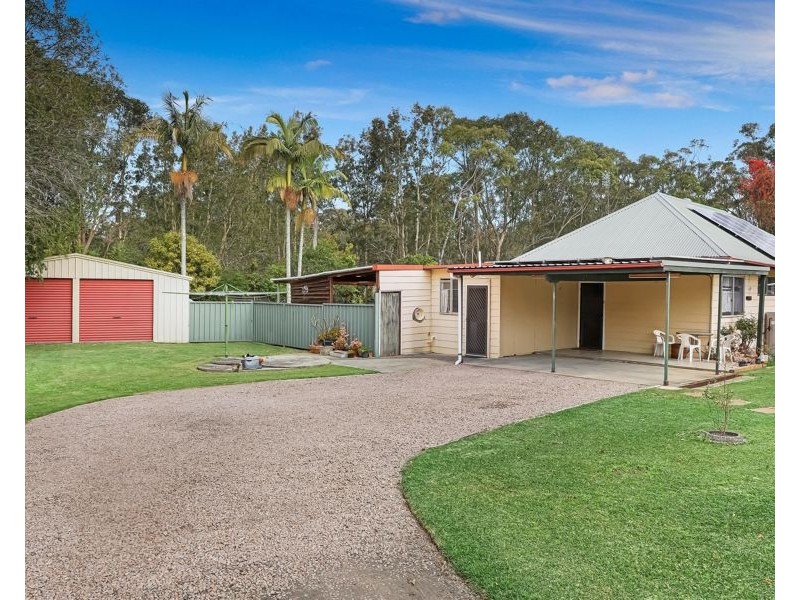 77 Pollock Avenue, Wyong NSW 2259