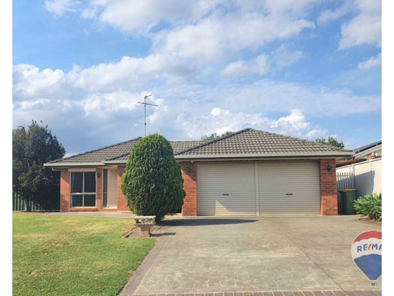 1 OSPREY PLACE, Claremont Meadows NSW 2747