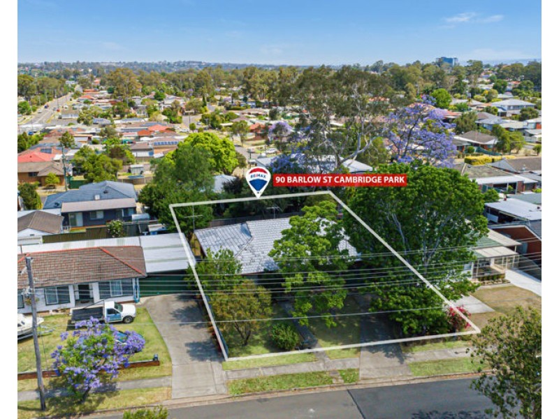 90 BARLOW STREET, Cambridge Park NSW 2747