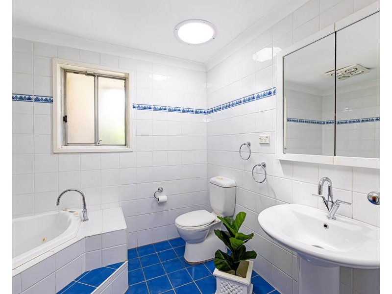 5 WEMBLEY AVENUE, Cambridge Park NSW 2747