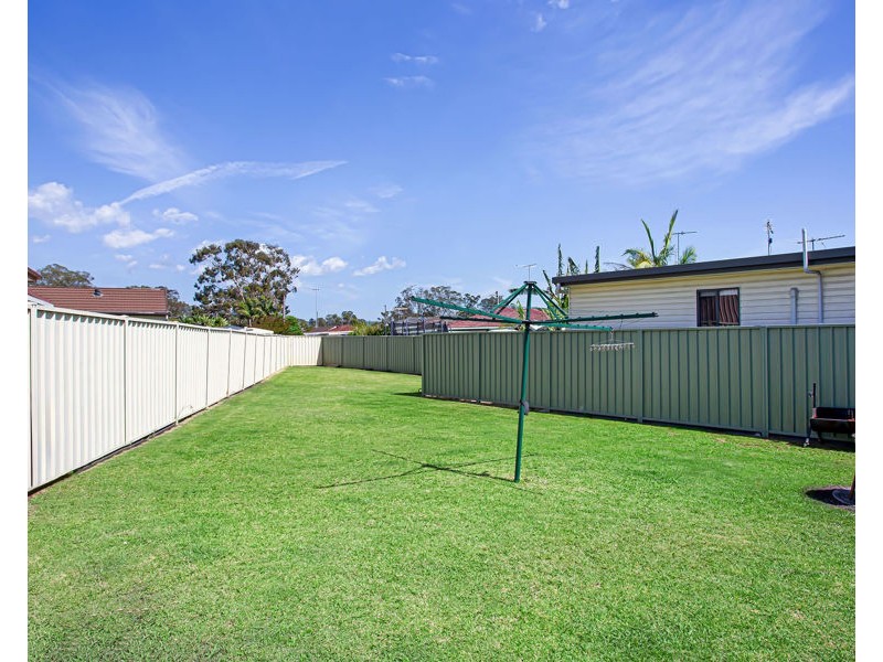 31 AND 31A DEBORAH CRESCENT, Cambridge Park NSW 2747