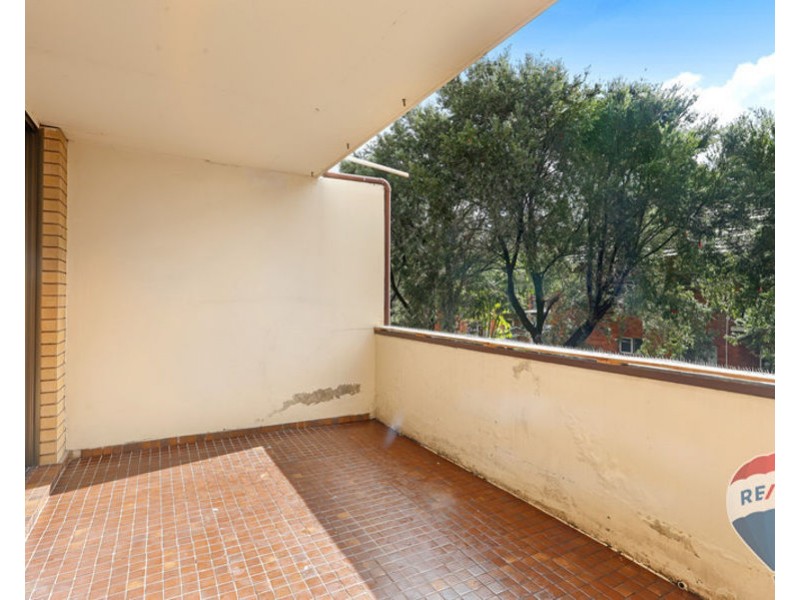 13/21-25 Blaxcell Street, Granville NSW 2142