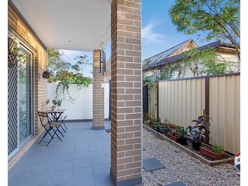 1/27-31 CANBERRA STREET, Oxley Park NSW 2760