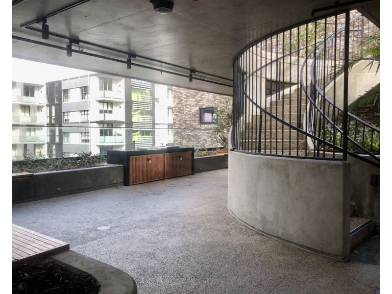 807/2 Lord Sheffield Circuit, Penrith NSW 2750