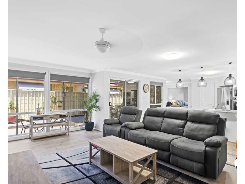 111 Blueridge Drive, Blue Haven NSW 2262