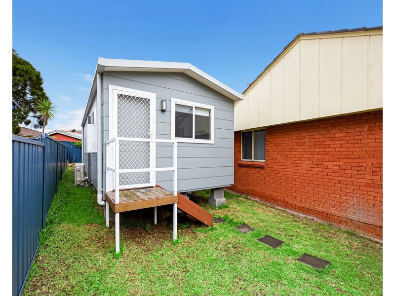 44 AND 44A RICHMOND ROAD, Cambridge Park NSW 2747