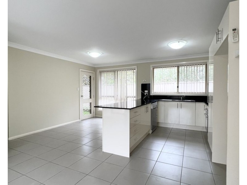 2/124 Victoria Street, Werrington NSW 2747