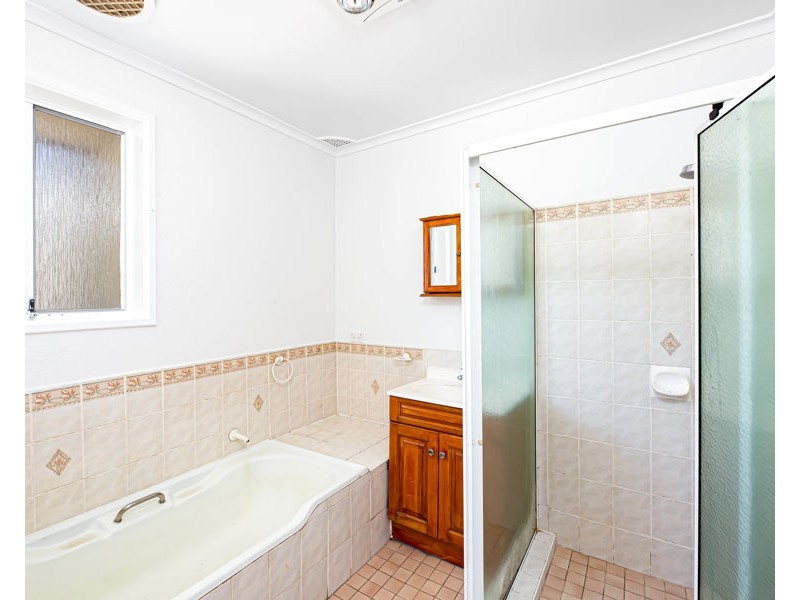 22 Sutton Road, Cambridge Park NSW 2747