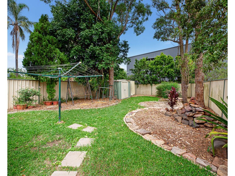 142B Smith Street, Pendle Hill NSW 2145