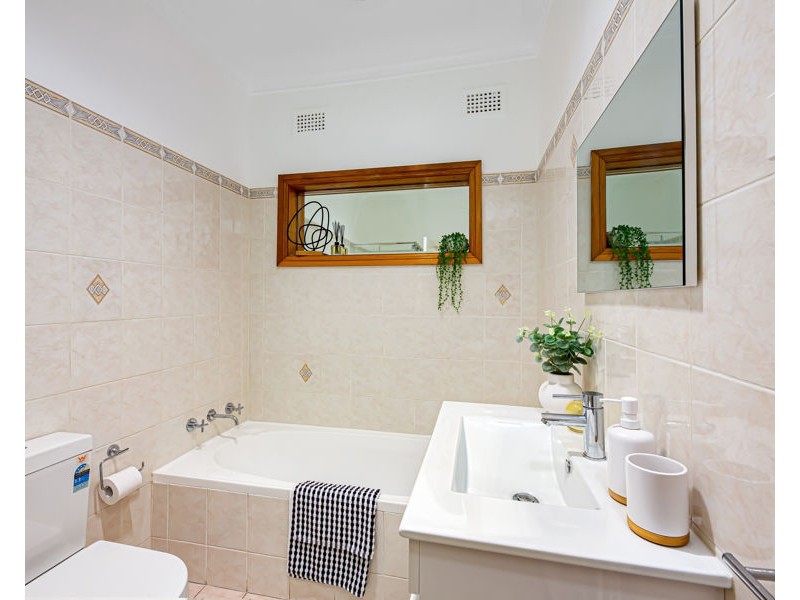 37 CAMBRIDGE STREET, Cambridge Park NSW 2747