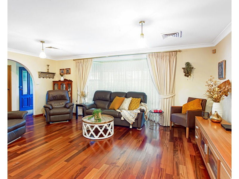 18 CORSAIR CRESCENT, Cranebrook NSW 2749