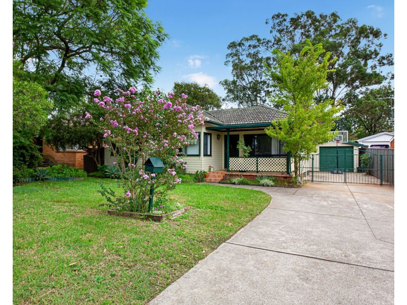 13 CHELTENHAM AVENUE, Cambridge Park NSW 2747
