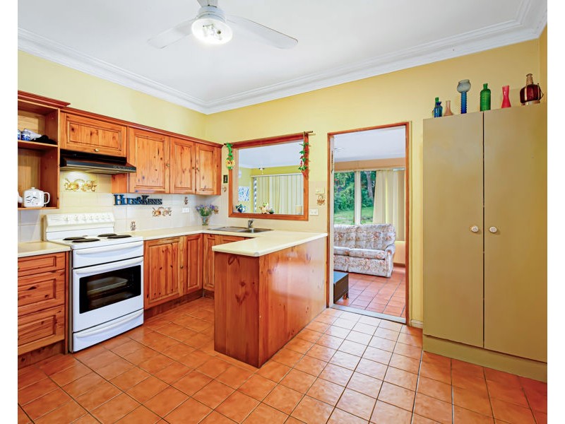 13 CHELTENHAM AVENUE, Cambridge Park NSW 2747