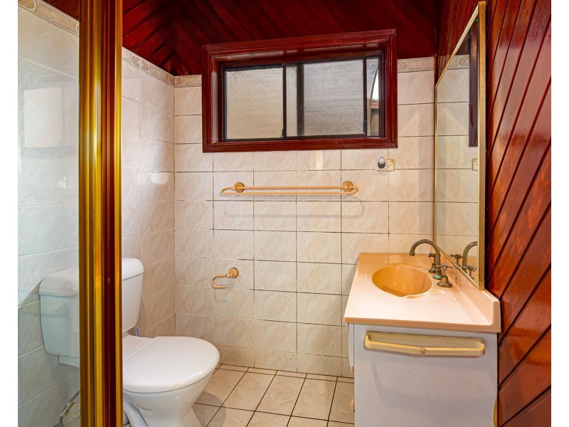 13 CHELTENHAM AVENUE, Cambridge Park NSW 2747