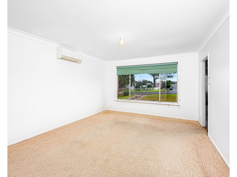 34 TANIA AVENUE, South Penrith NSW 2750