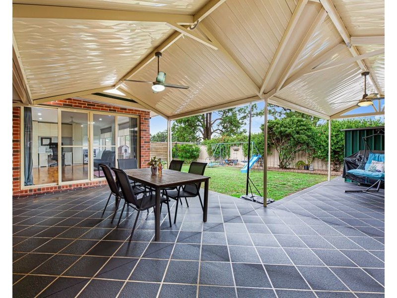 8 BOTTLE BRUSH PLACE, Colyton NSW 2760