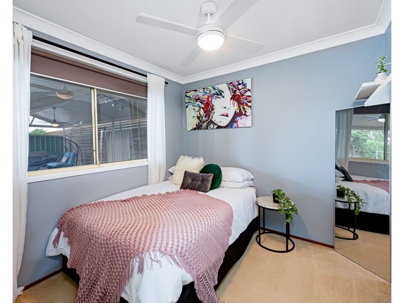 8 BOTTLE BRUSH PLACE, Colyton NSW 2760