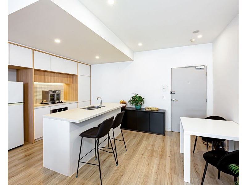 404/81A LORD SHEFFIELD CIRCUIT, Penrith NSW 2750