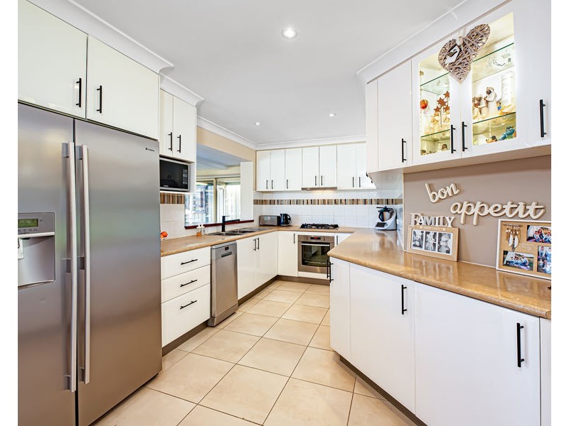 4 ELLIM PLACE, Cranebrook NSW 2749