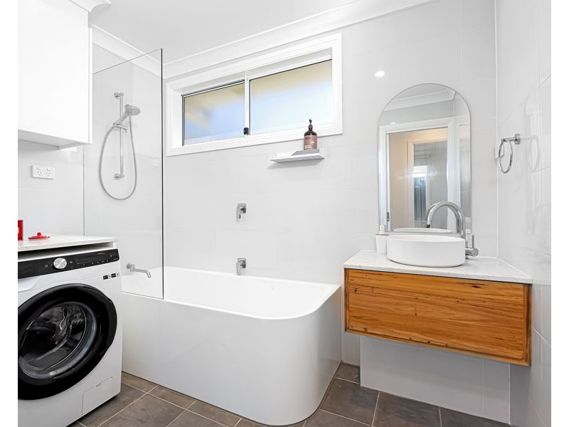 151 and 151A OXFORD STREET, Cambridge Park NSW 2747