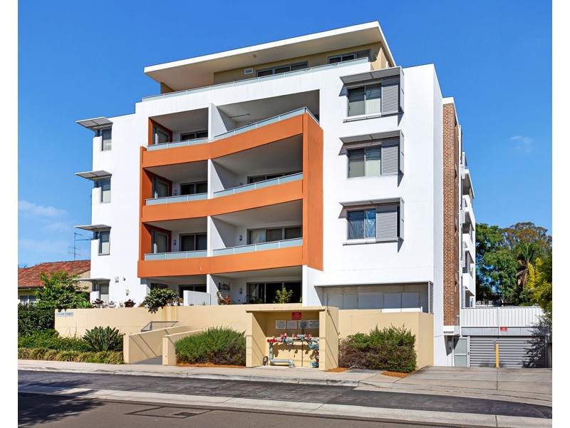 27/12-14 HOPE STREET, Penrith NSW 2750