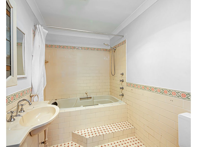 19 SANDRINGHAM AVENUE, Cambridge Park NSW 2747