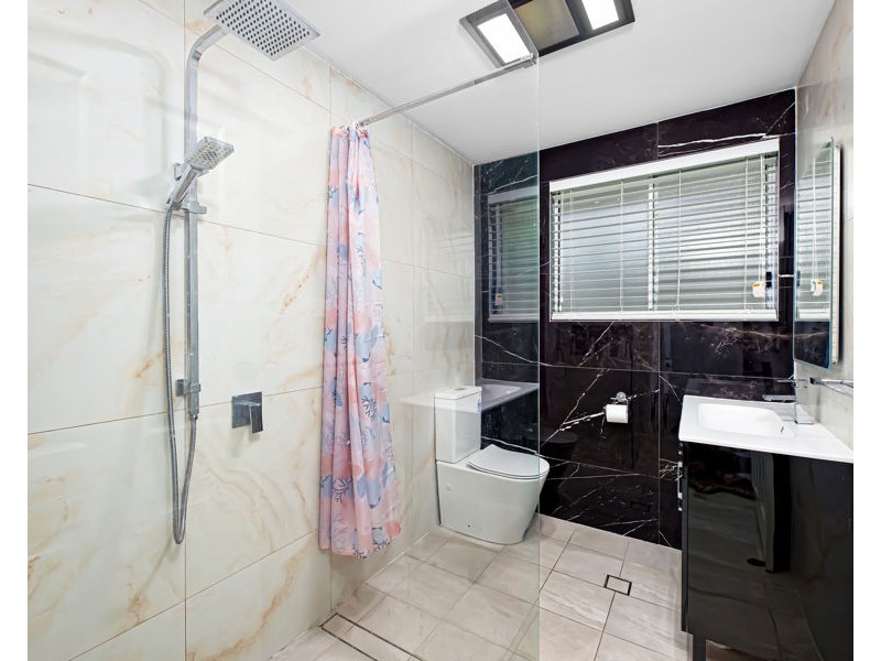 81 COLLEGE STREET, Cambridge Park NSW 2747