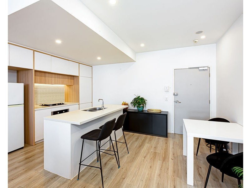 404/81A LORD SHEFFIELD CIRCUIT, Penrith NSW 2750