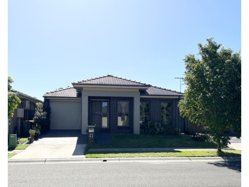 12 BLACKBURN STREET, Ropes Crossing NSW 2760