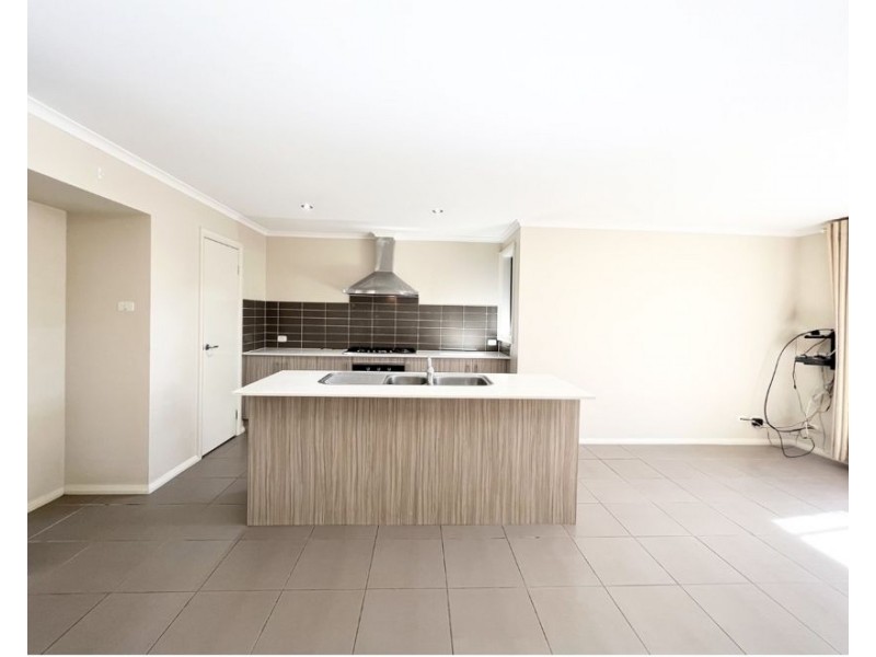 12 BLACKBURN STREET, Ropes Crossing NSW 2760