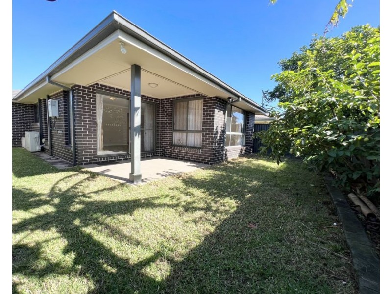 12 BLACKBURN STREET, Ropes Crossing NSW 2760