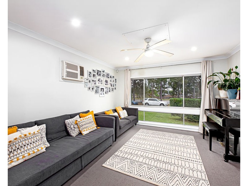 2 CLEEVE PLACE, Cambridge Gardens NSW 2747