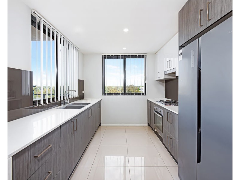 710/240-250 GREAT WESTERN HIGHWAY, Kingswood NSW 2747