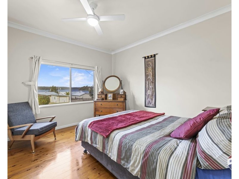 25 Noamunga Crescent, Gwandalan NSW 2259