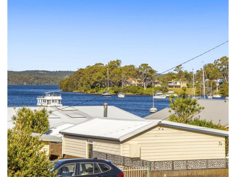 25 Noamunga Crescent, Gwandalan NSW 2259