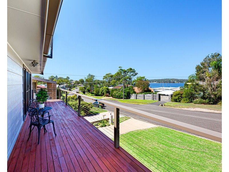 61 Noamunga Crescent, Gwandalan NSW 2259