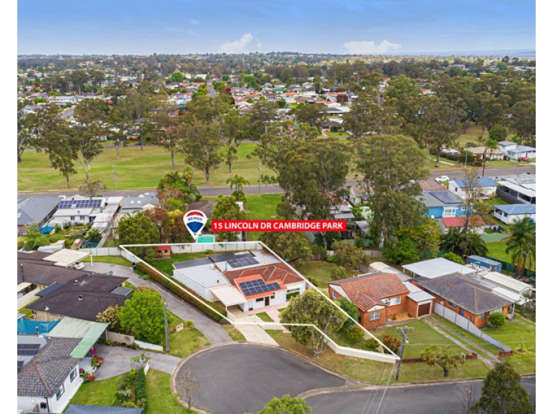 15 LINCOLN DRIVE, Cambridge Park NSW 2747