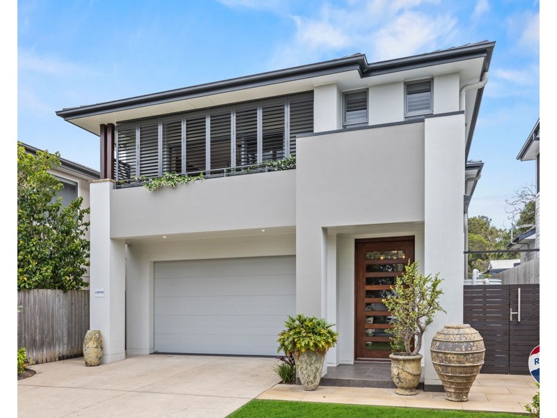 28 Playfair Road, North Curl Curl NSW 2099