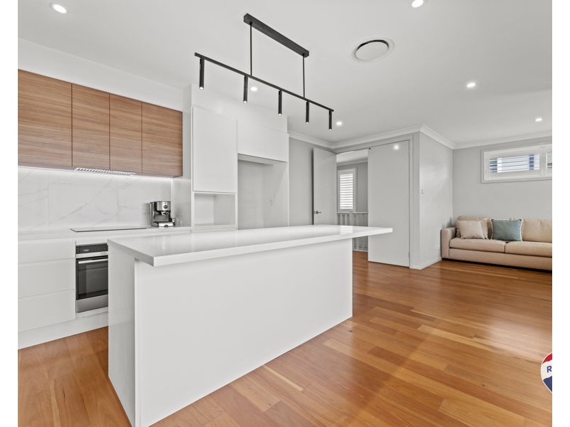 28 Playfair Road, North Curl Curl NSW 2099