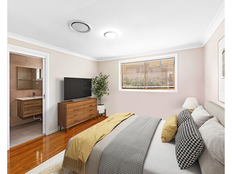 2/23 BARBER AVENUE, Penrith NSW 2750