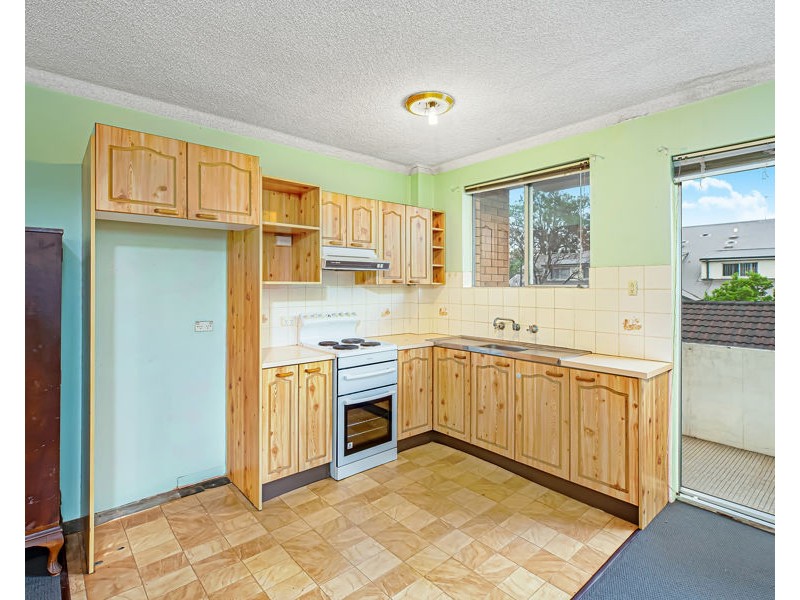 9/15 FIRST STREET, Kingswood NSW 2747